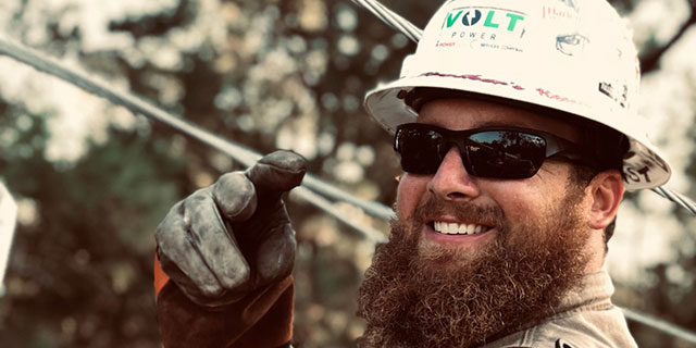 Powerlineman Profile: @east_coast_lineman